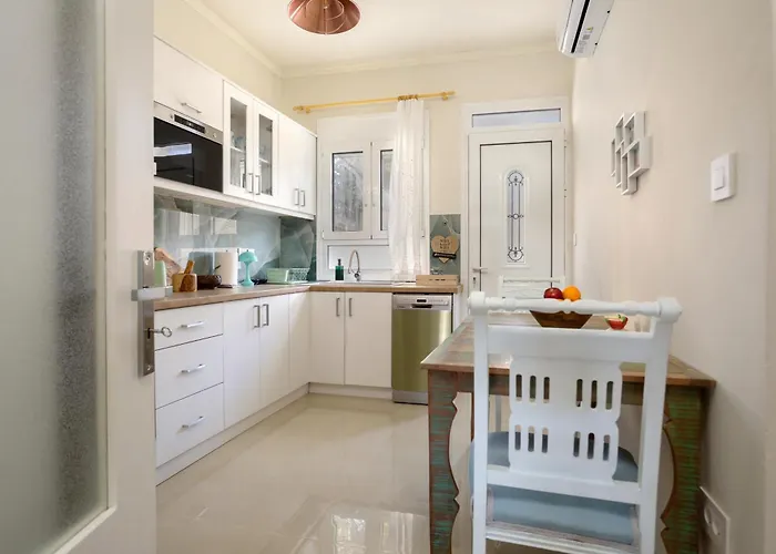 Athenais Two Storey House Appartement