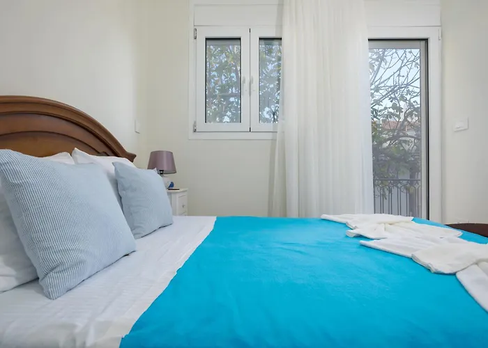 Appartement Athenais Two Storey House