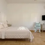 Athenais Two Storey House Apartament